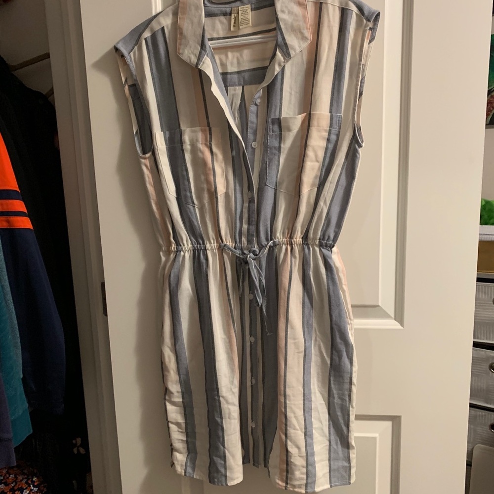 Target Button-Up Dress Size Medium